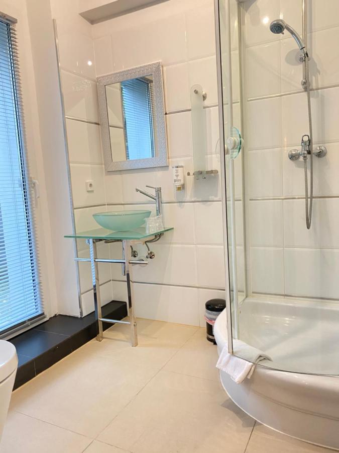Park Apart Hotel Gatower Str. Berlin Bagian luar foto